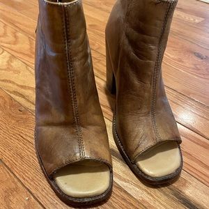 Size 9 Bed Stu open toe shoes